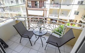 Yellow Fresh Apartment 2